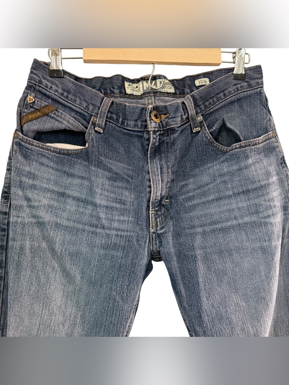 Ariat men’s. relaxed Bootcut M4 Denim jeans. 33x36